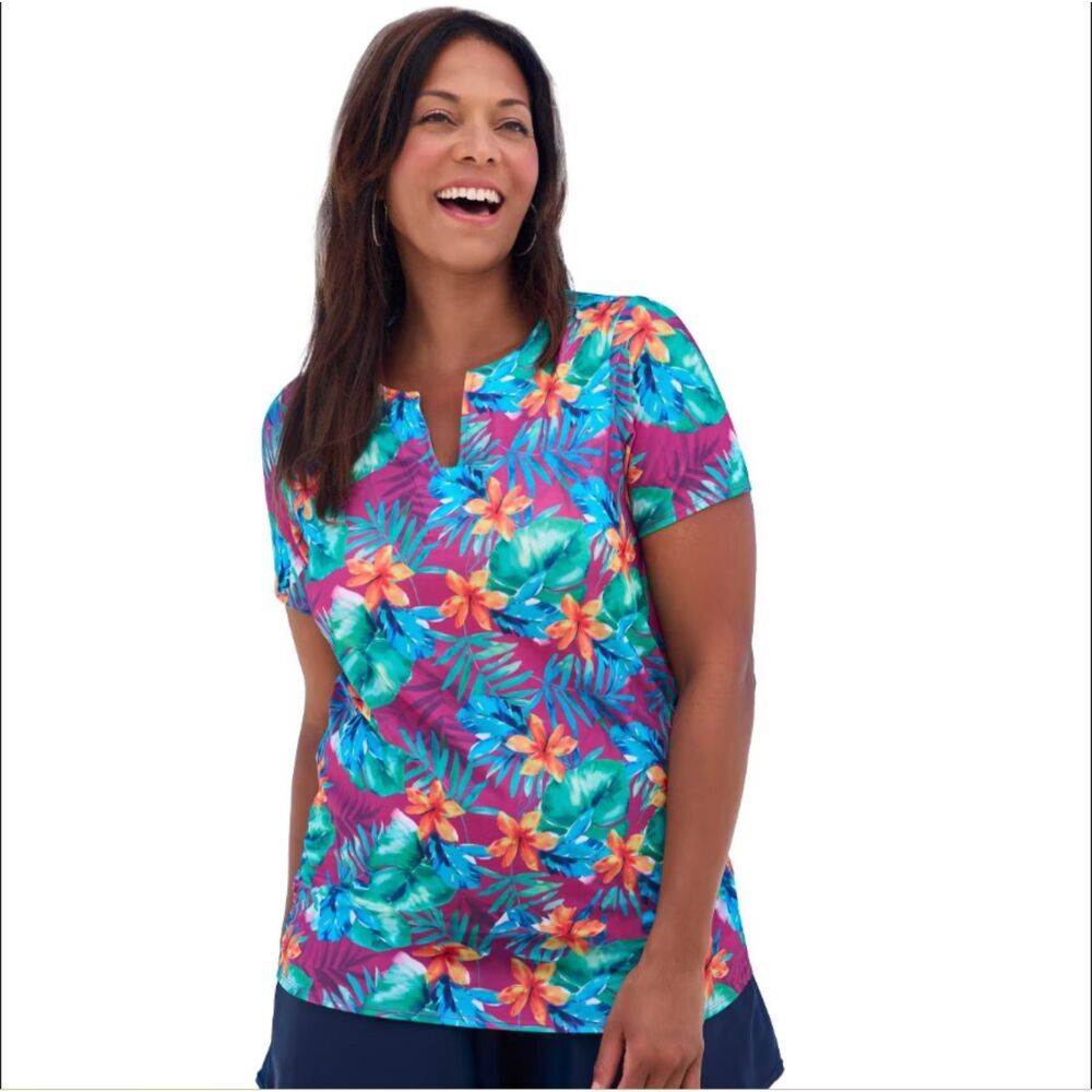 Swim 365 Plus Size Womens Split-Neck Short-Sleeve Swim Tee with Built-In Bra 32